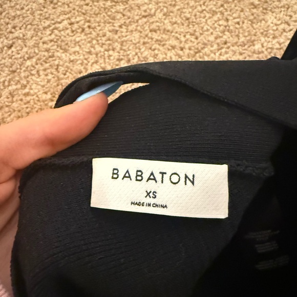 Aritzia black cross crop top - Picture 3 of 3